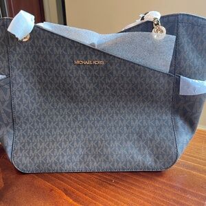 Michael Kors handbag, brand new